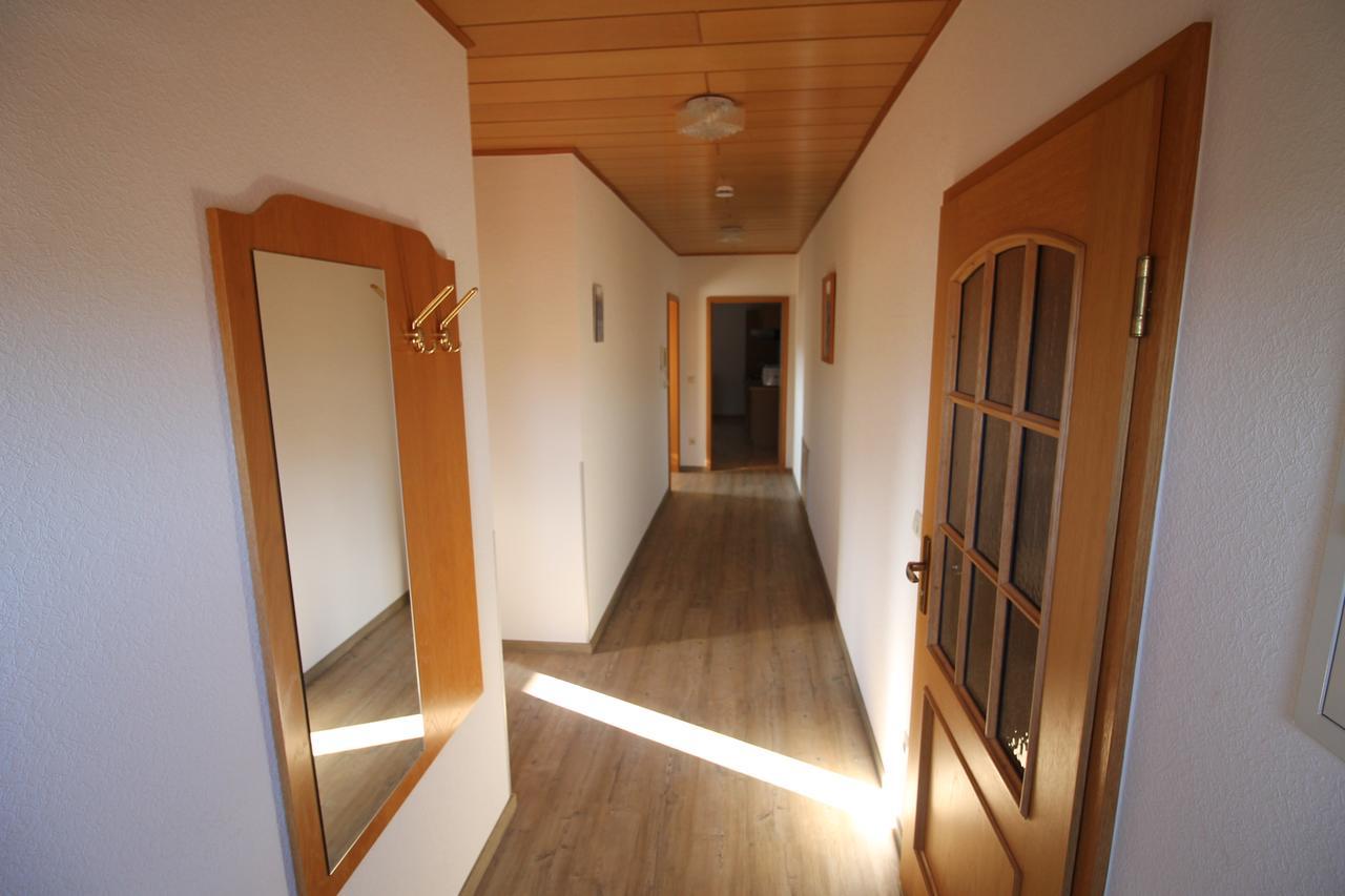 Gasthaus Und Ferienwohnungen Zum Engel Waldbrunn  Δωμάτιο φωτογραφία